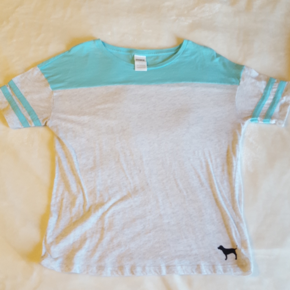 VS Pink T
